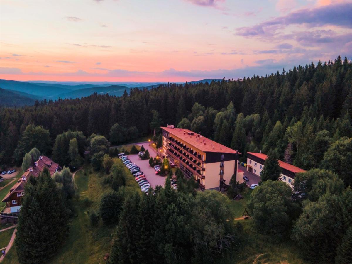 Orea Hotel Spicak Sumava Zelezna Ruda Ngoại thất bức ảnh